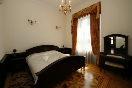 Double 3-room VIP №2, hotel