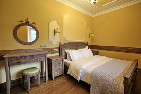 Double 2-room / Family Room, Left wing