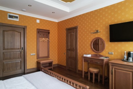 Double 1-room / Double, Right wing