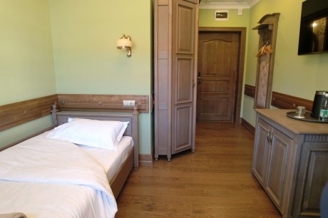 1-room single, Left and right wings