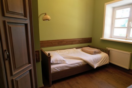 1-room single, Left and right wings