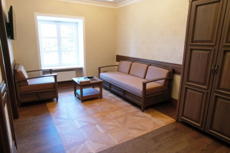 Double 2-room / Family Room, Left wing