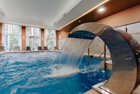 Isloch Park - Swimming pool