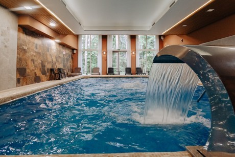 Isloch Park - Swimming pool