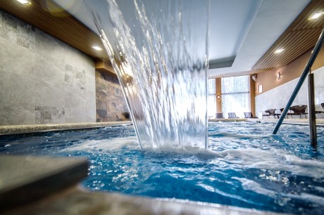 Isloch Park - Swimming pool
