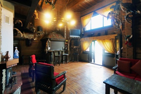Whole house (13 people), cottage «Bobrovaja hata»