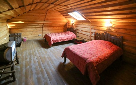 House for 4 people, cottage «Zayachjya izba»