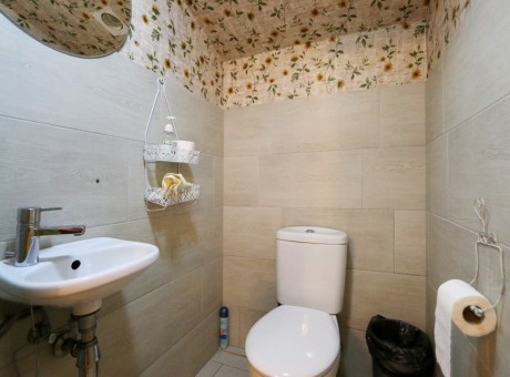 For 9 people, guest house