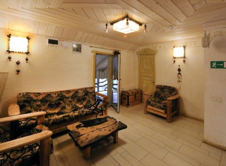 For 9 people, guest house