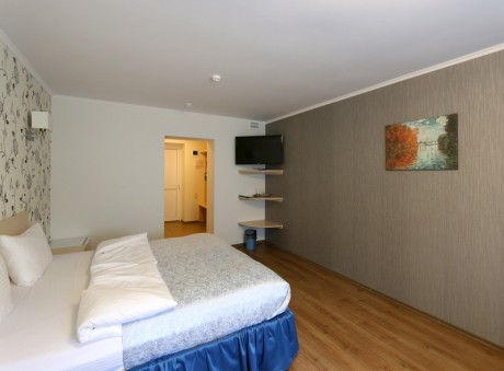 1-room double, hotel
