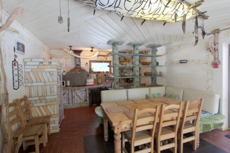 For 9 people, guest house