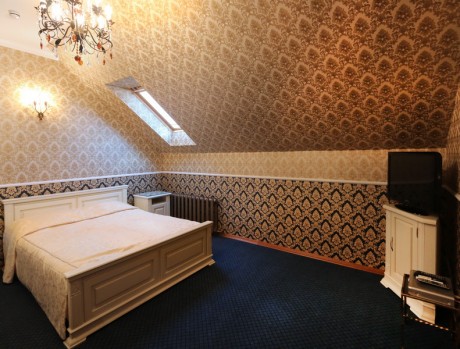 2-room for 4 people suite, boutique hotel