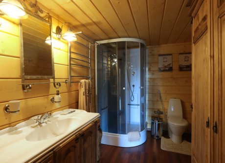 House for 6 people, viking's house