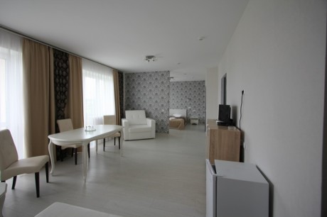 2-room double Luxe Superior, main building