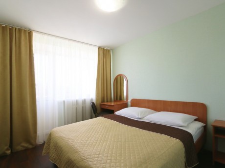 2-room double suite, main building