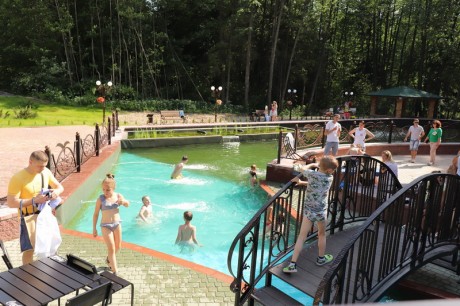  Hatki - Swimming pool
