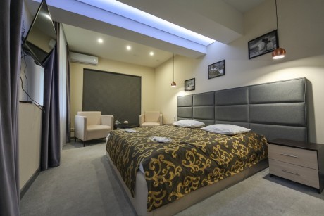 1-room double suite, hotel