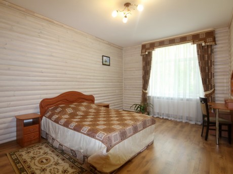 3-room triple suite, hotel