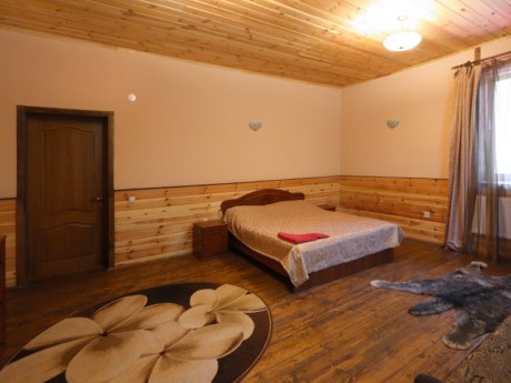 For 10 people, guest house