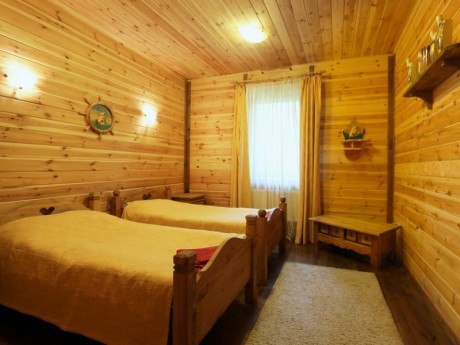 For 10 people, guest house