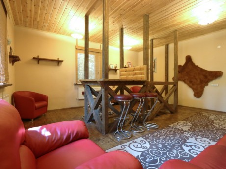For 10 people, guest house