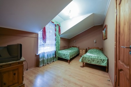 Triple for 4 people, hotel