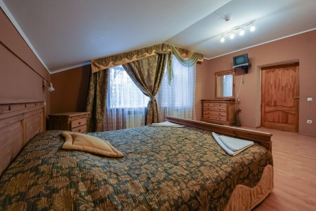 Triple for 4 people, hotel
