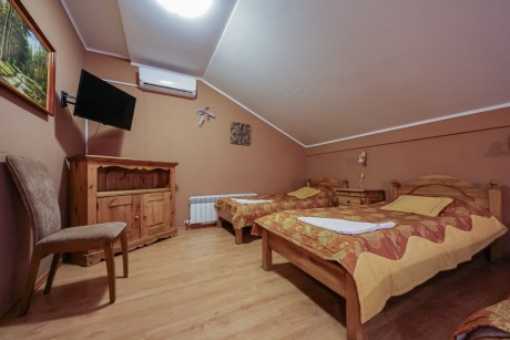 1-room triple standard, hotel