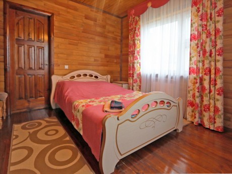 For 10 people, cottage №7