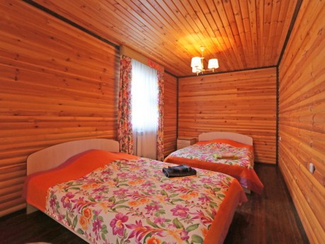 For 10 people, cottage №7
