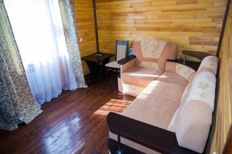 For 4 people, cottage №9, 10