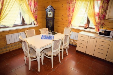For 4 people, estate «General-Gubernatorskaya»
