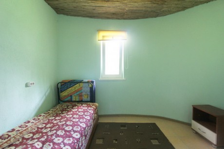 Triple for 4 people, house №1
