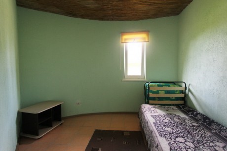 Triple for 4 people, house №1